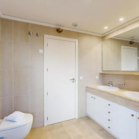 Villa Barcelona By On Travel *
